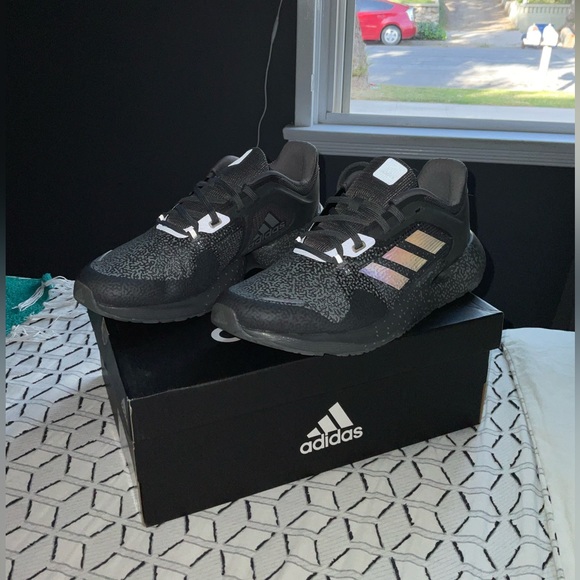 Adidas 9.5 Multi-Grey - Picture 1 of 4